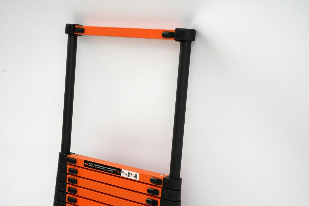 Straight  Carbon Steel Telescopic Ladder